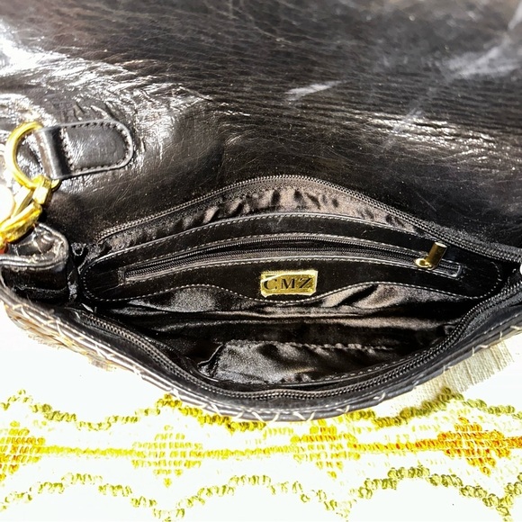 CMZ Black Weave Wristlet​​ - Picture 6 of 7